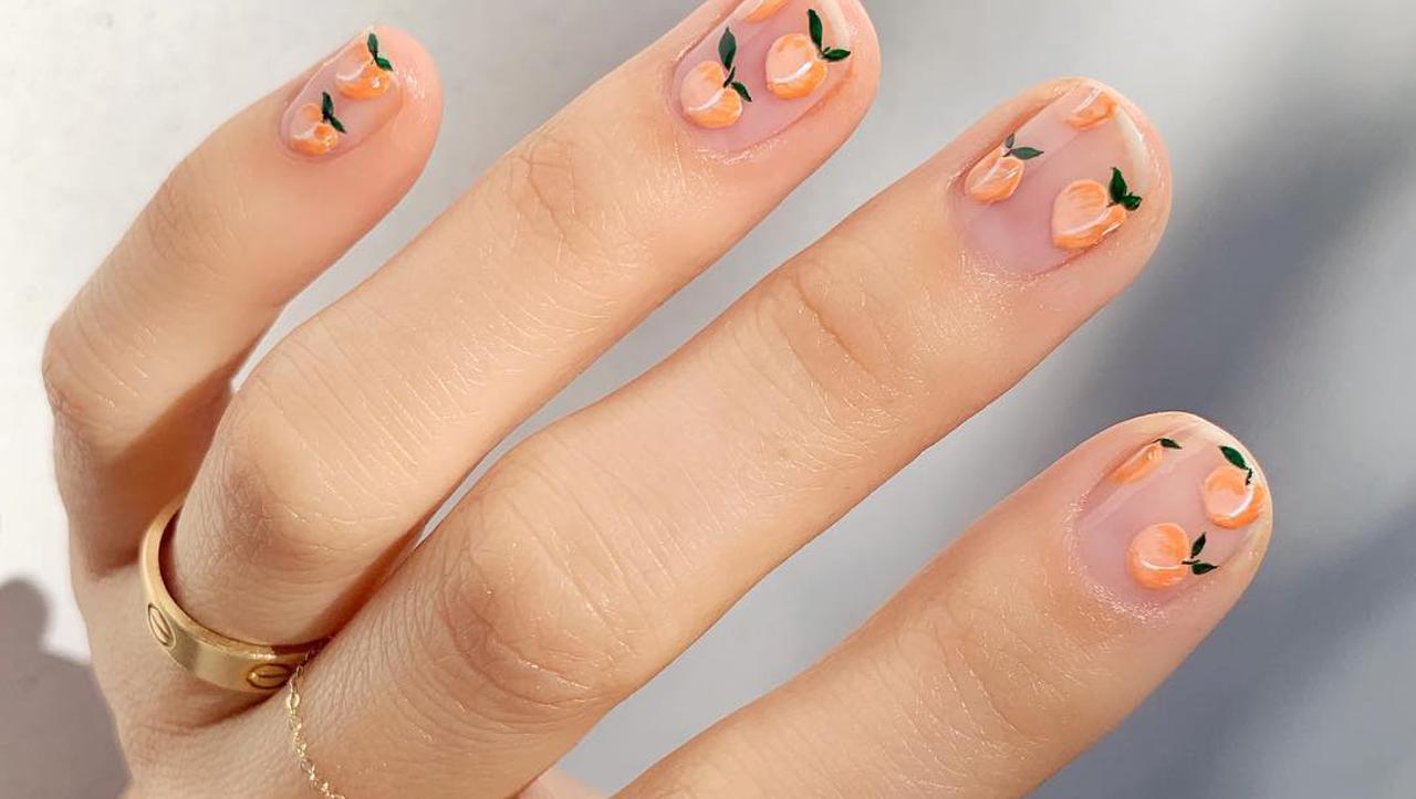 Peach nails, nokti boje breskve
